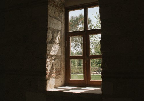 The Benefits Of Double-Hung Windows For Home Building In Denver, CO